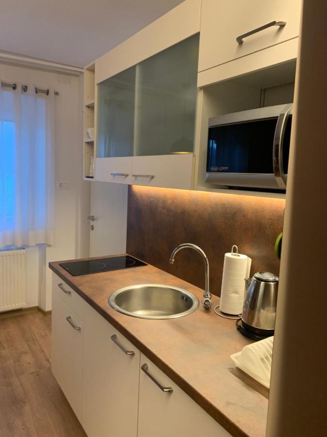 Apartma Eli Lägenhet Bled Exteriör bild